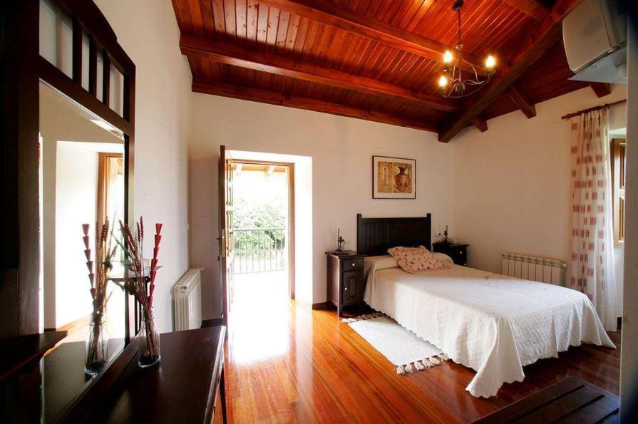Casa Da Botica A Estrada Hostel Os Casares ห้อง รูปภาพ