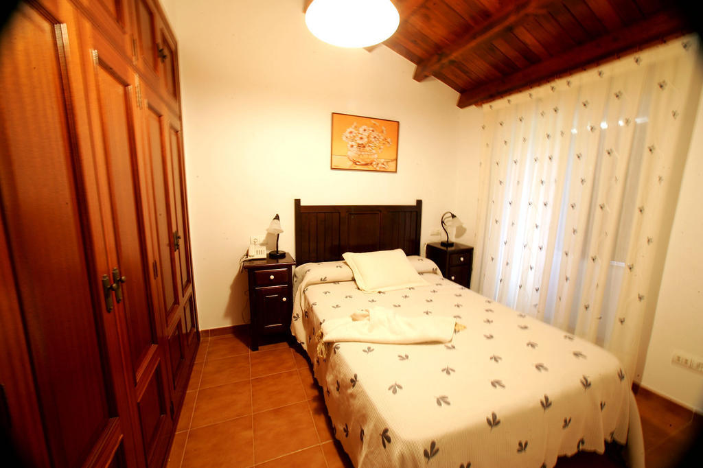 Casa Da Botica A Estrada Hostel Os Casares ห้อง รูปภาพ