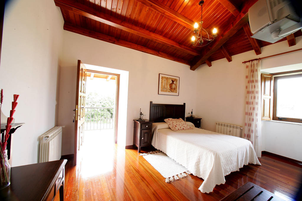 Casa Da Botica A Estrada Hostel Os Casares ภายนอก รูปภาพ