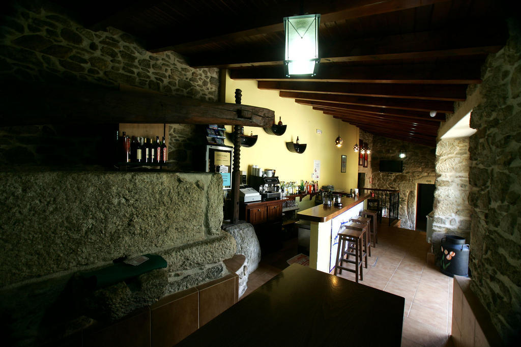 Casa Da Botica A Estrada Hostel Os Casares ภายนอก รูปภาพ